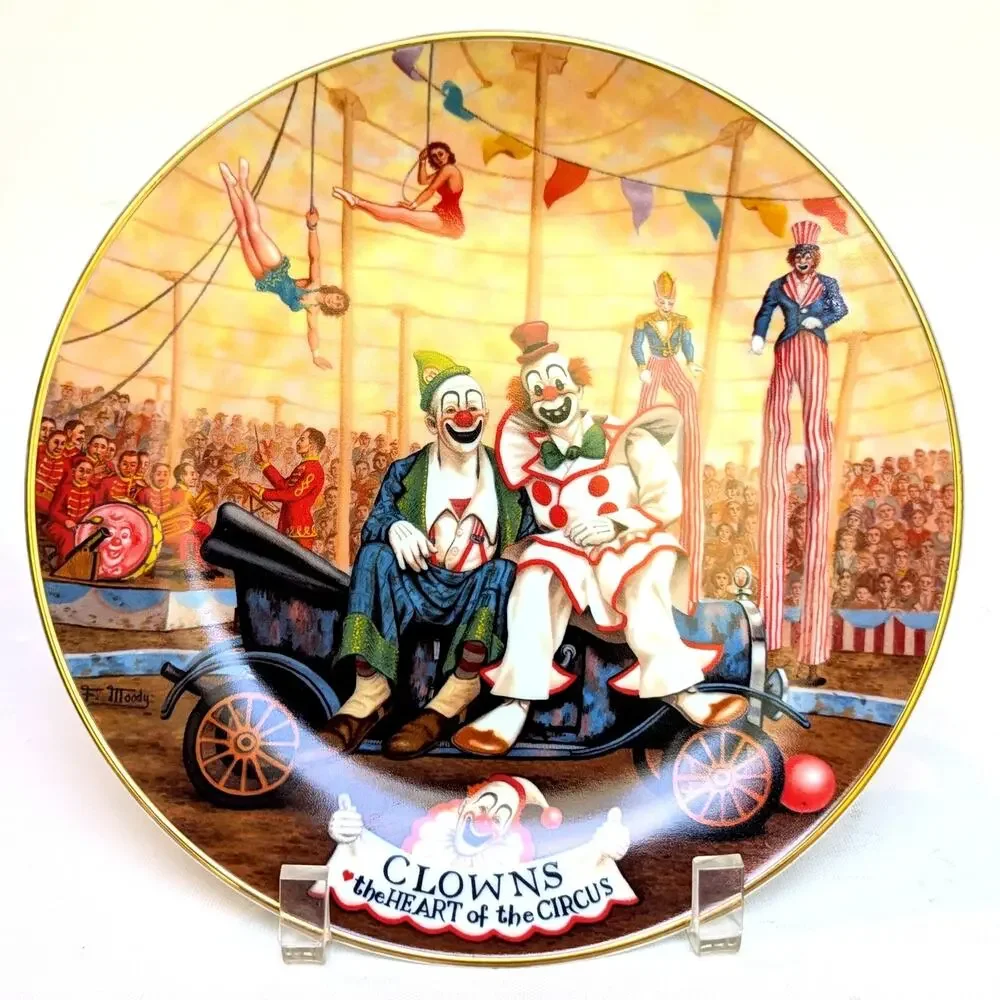 Ringling Bros. Vintage 1982 Collectors Plate • 